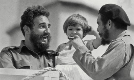 Che Guevara with Fidel Castro 11